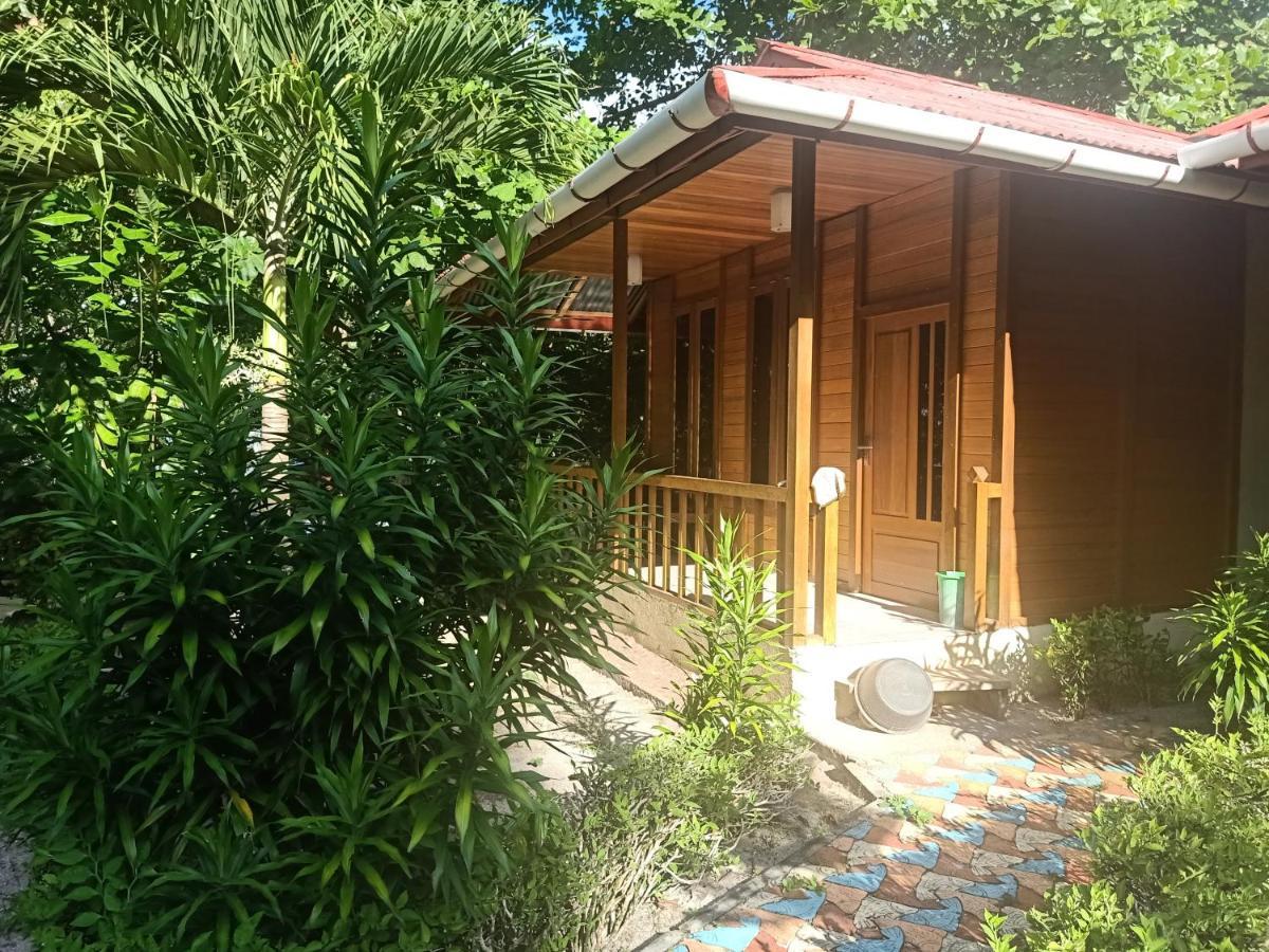 Cakalang Resort Бунакен Экстерьер фото